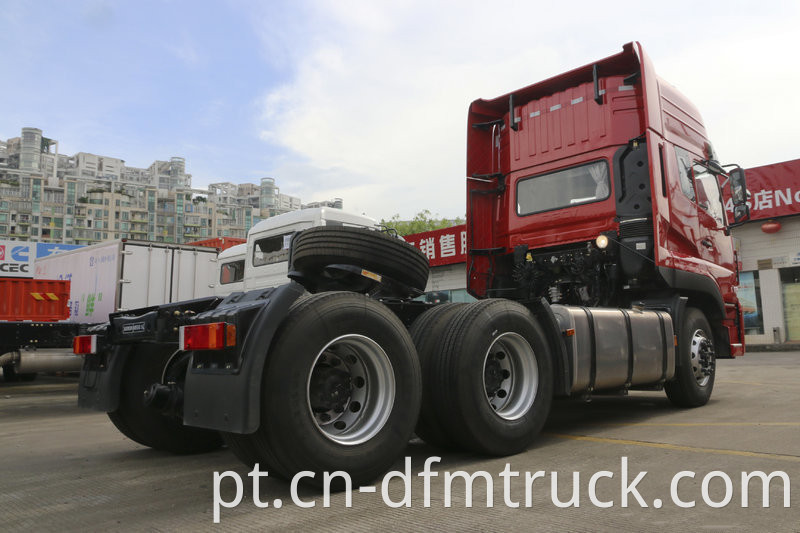 Dongfeng 6X4 Pime mover 4